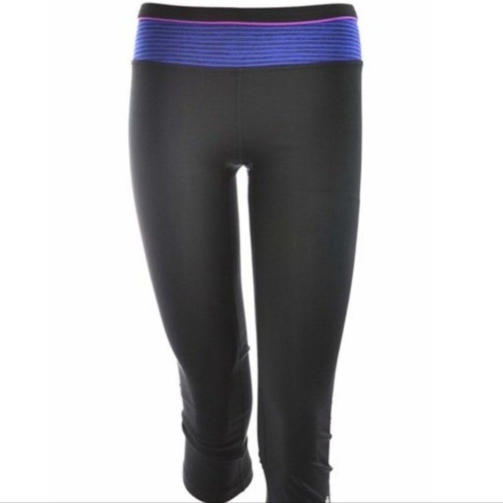 Lukka Black Performance Active Athletic Capri Cropped Leggings Size Small EUC